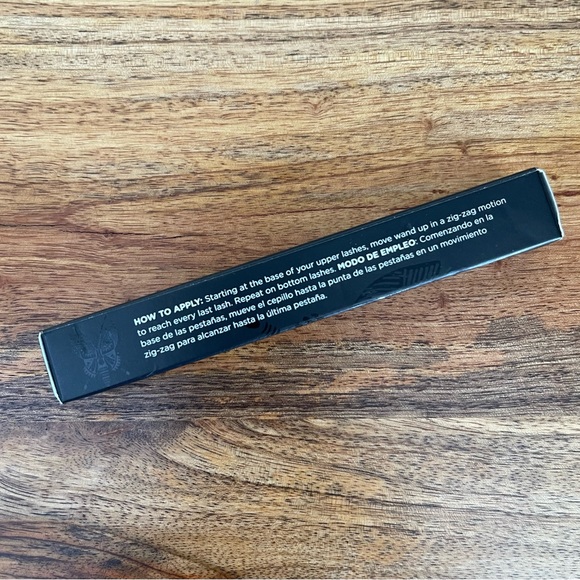 Araceli Beauty Black Monacra Mascara NIB - Picture 3 of 4